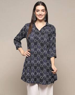 women geometric print regular fit tunic