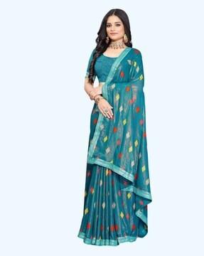 women geometric print saree with contrast border