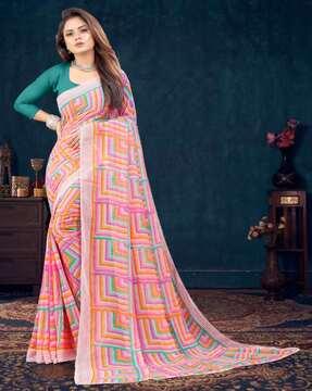 women geometric print saree with contrast border