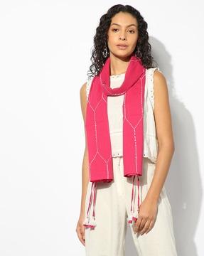 women geometric print scarf with tassels