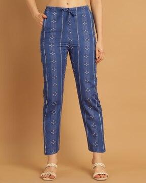 women geometric print straight fit pants