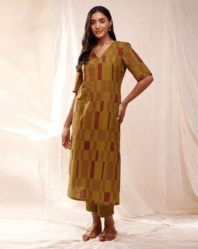 women geometric print straight kurta