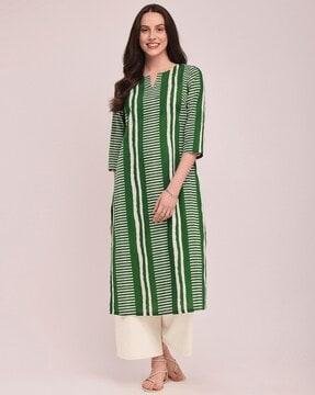 women geometric print straight kurta