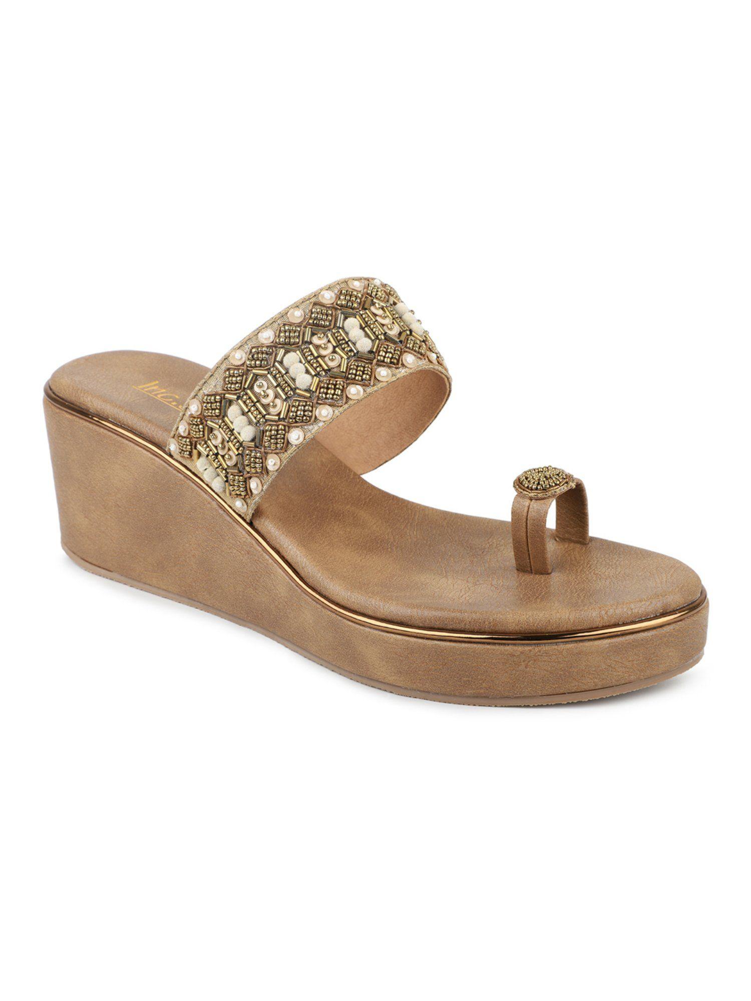 women gold casual wedge kolhapuris