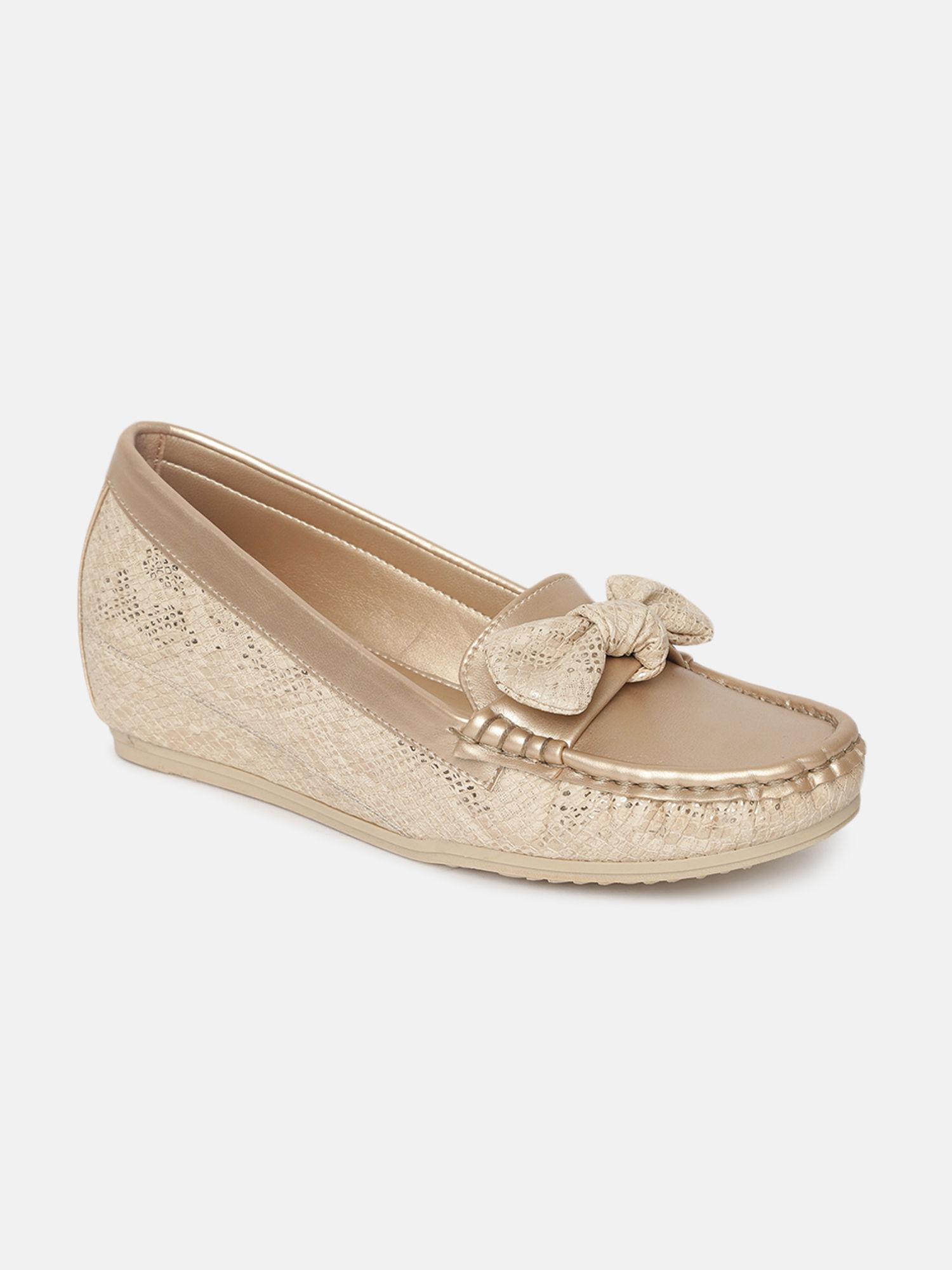 women gold textured casual loafers