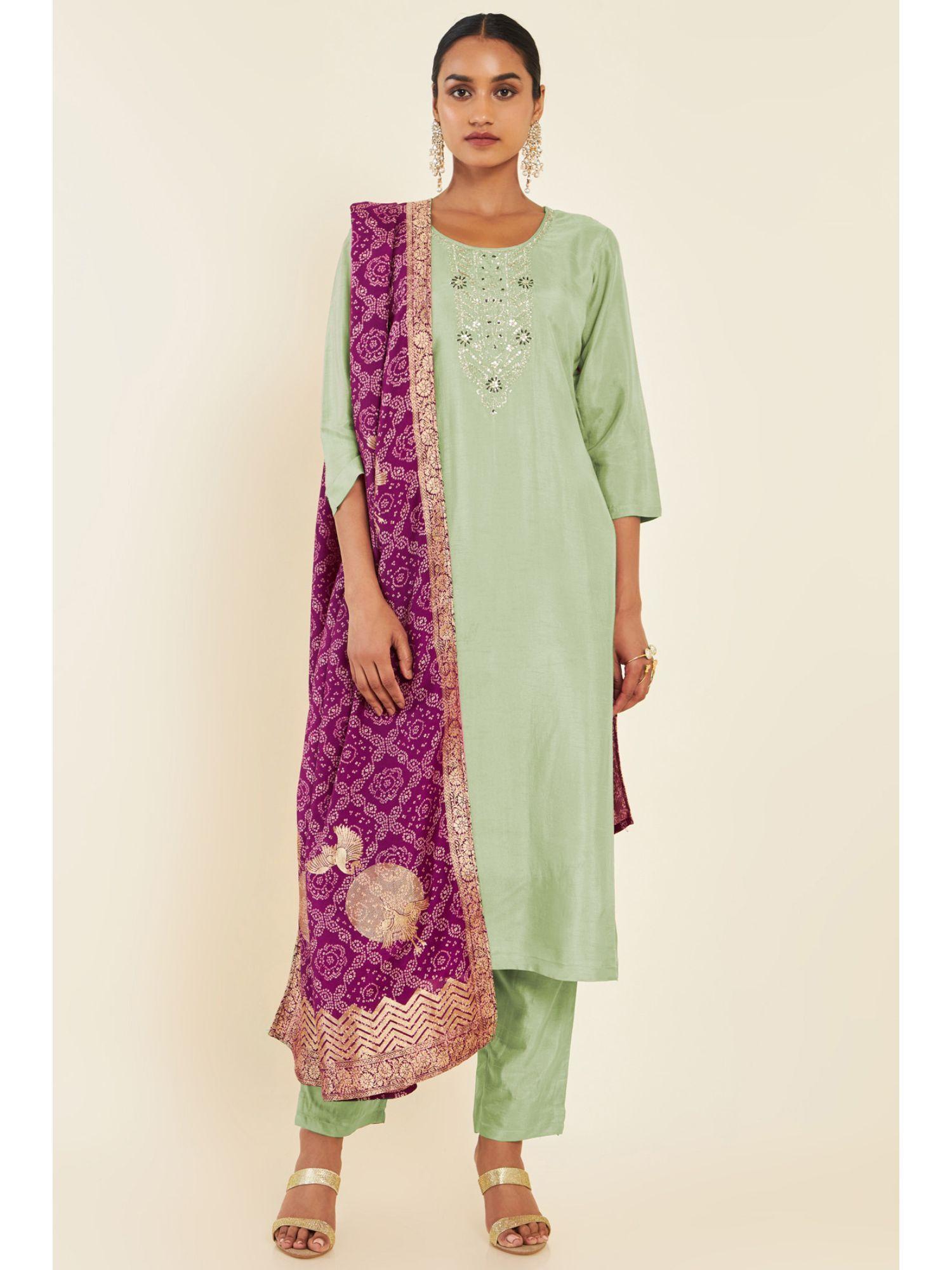 women green blended embroidered suit (set of 3)