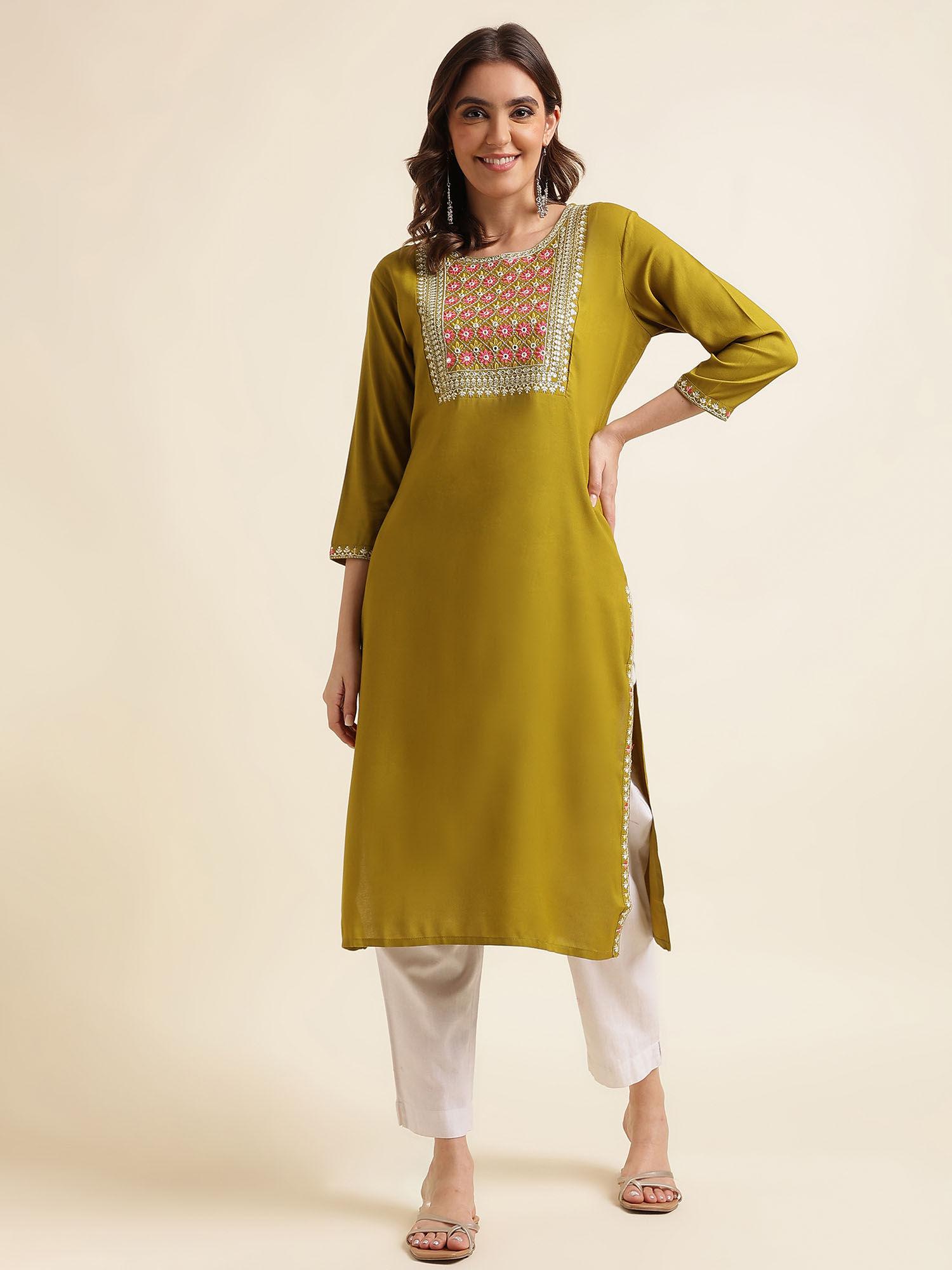 women green embroidered round neck kurta