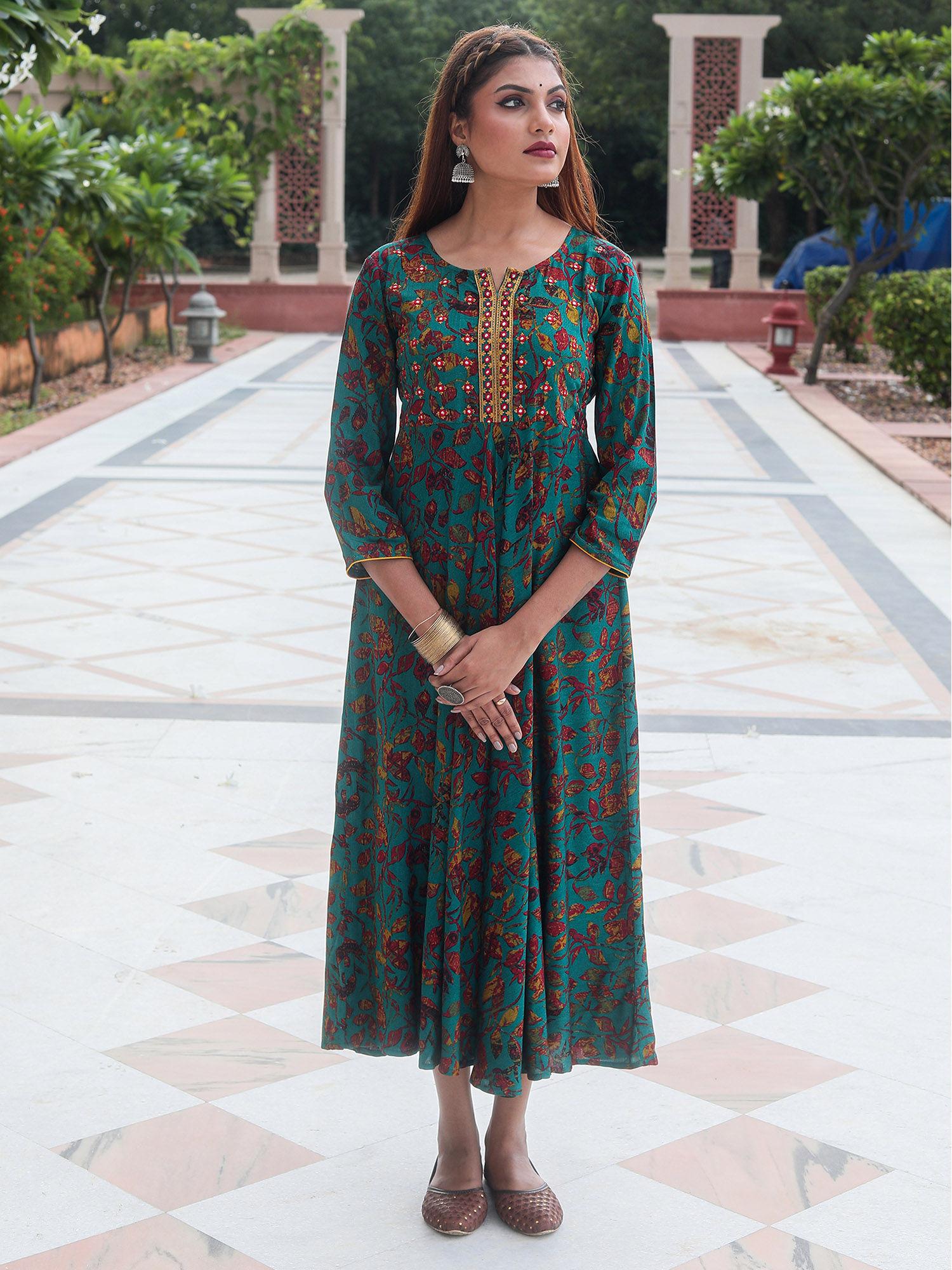 women green floral print & embroidered a-line kurta