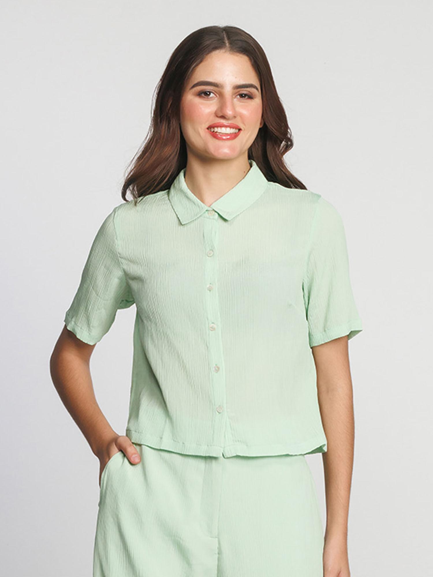 women green solid half sleeves collar neck crop shirt