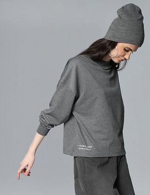 women grey crew neck heathered sweatshirt
