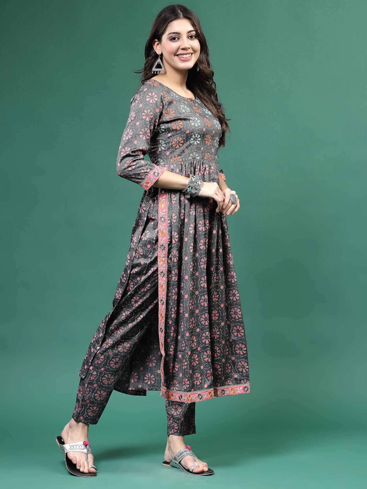 women grey embroidery kurta and pant (set of 2)