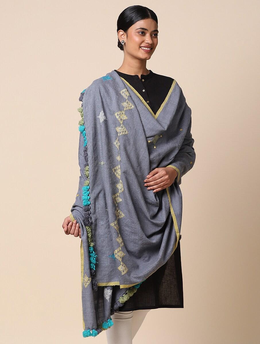 women grey silk blend bhujodi shawls