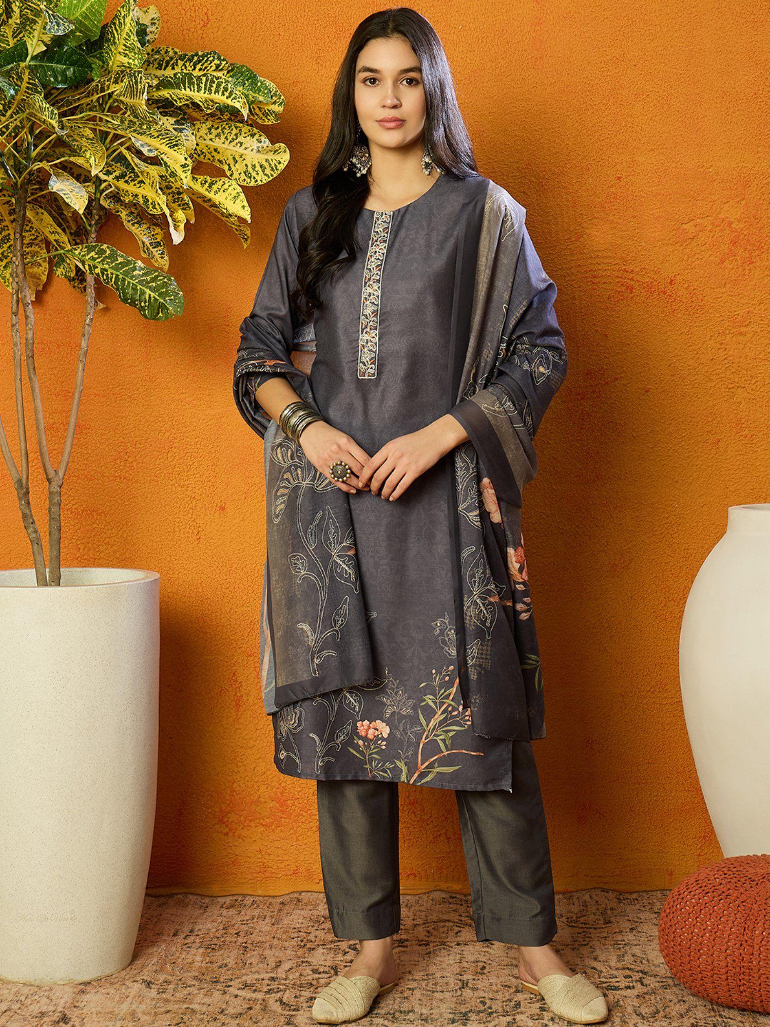 women grey silk blend floral printed straight suit (set of 3)