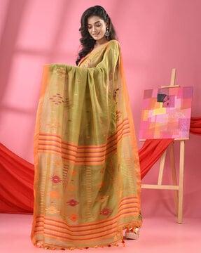 women handloom saree with tassels