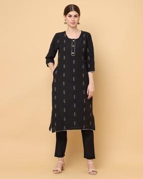 women handloom straight kurta with gota patti hemline