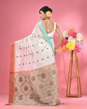 women handwoven saree with contrast border