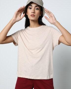 women heathered crew-neck t-shirt