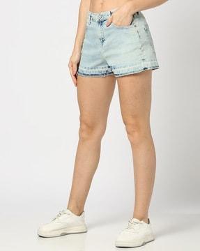 women heavily washed slim fit denim shorts