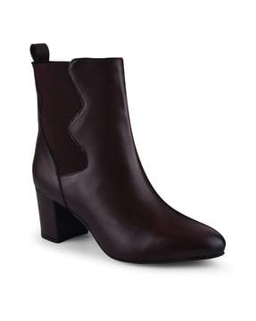 women heeled ankle-length boots with zip-detail