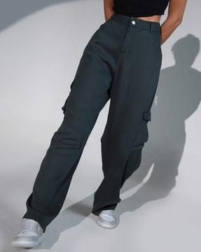 women high-rise cargo pants