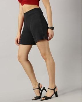 women high-rise city shorts