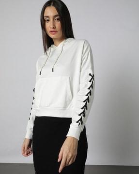 women hoodie with kangaroo pocket