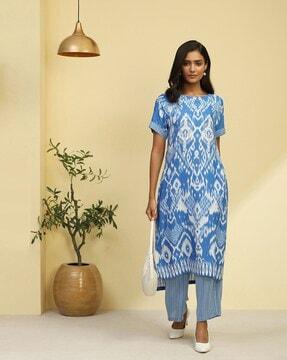 women ikat print kurta & pants set