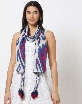 women ikat print stole with tassels