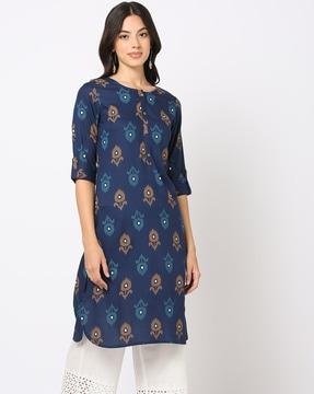 women ikat print straight kurta