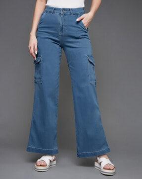 women jeans with flap pockets