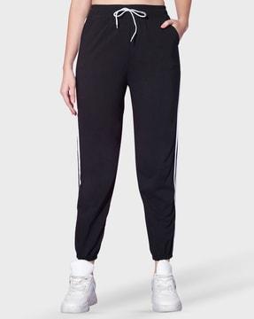 women joggers with contrast taping