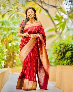 women kanjivaram silk saree with contrast border