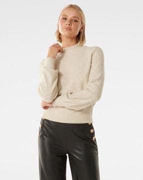 women knitted pullover