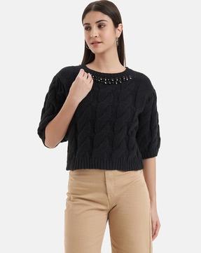 women knitted round-neck pullover