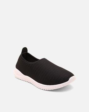 women knitted round-toe slip-on shoes