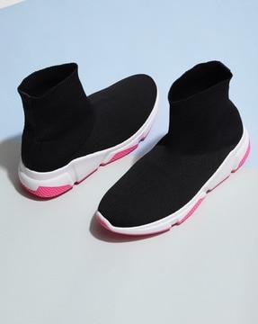 women knitted slip-on sneakers