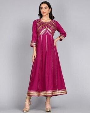 women lace anarkali kurta