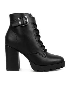 women lace fastening ankle-length boots