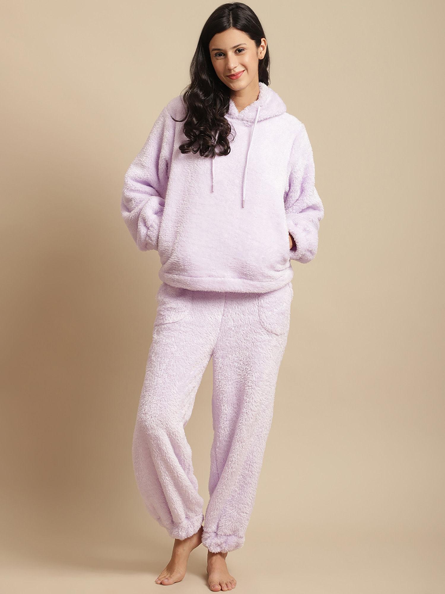 women lavender faux fur night suit (set of 2)