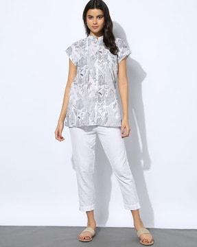 women leaf print regular fit top