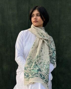 women leaf print scarf with contras border