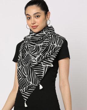 women leaf print scarf