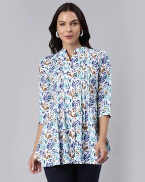 women leaf print slim fit top