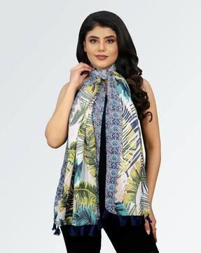 women leaf print stole with tassels