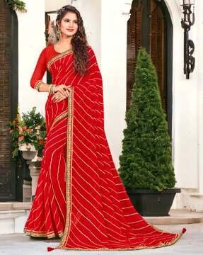 women leheriya print saree with contrast border