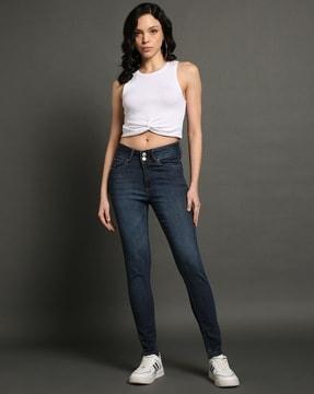 women light-wash skinny fit jeans