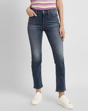 women lightly washed 724 straight jeans