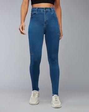 women lightly washed skinny fit jeans