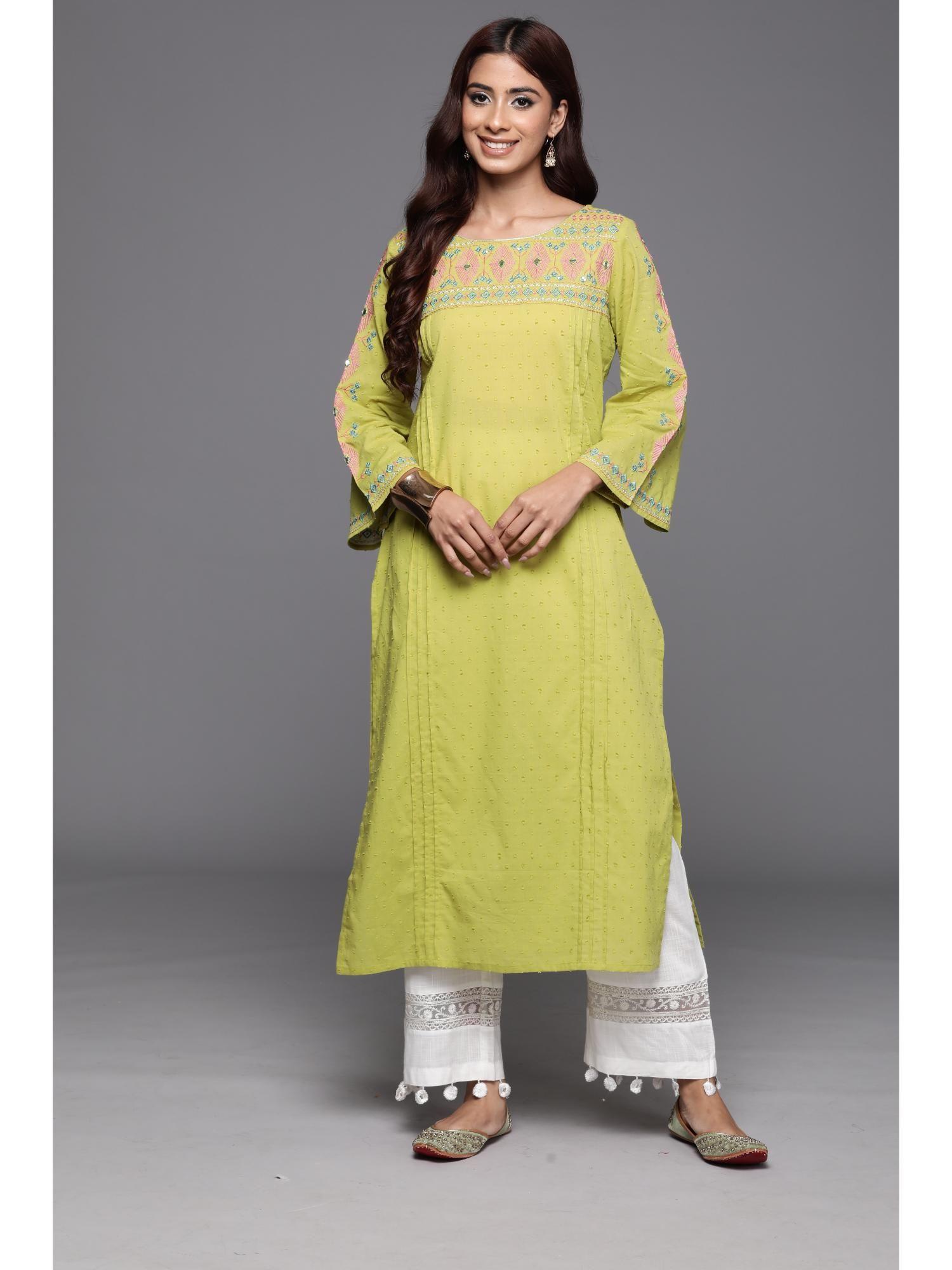 women lime green embellished round neck straight kurta