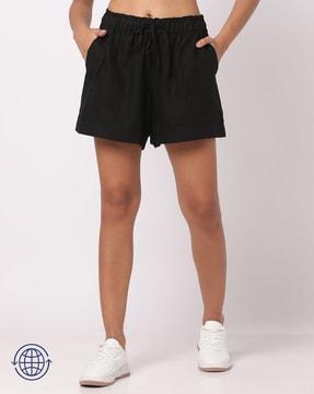 women linen blend shorts with insert pockets